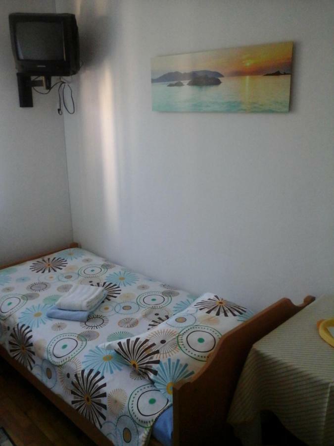 Guesthouse Leasol Lucija Zewnętrze zdjęcie